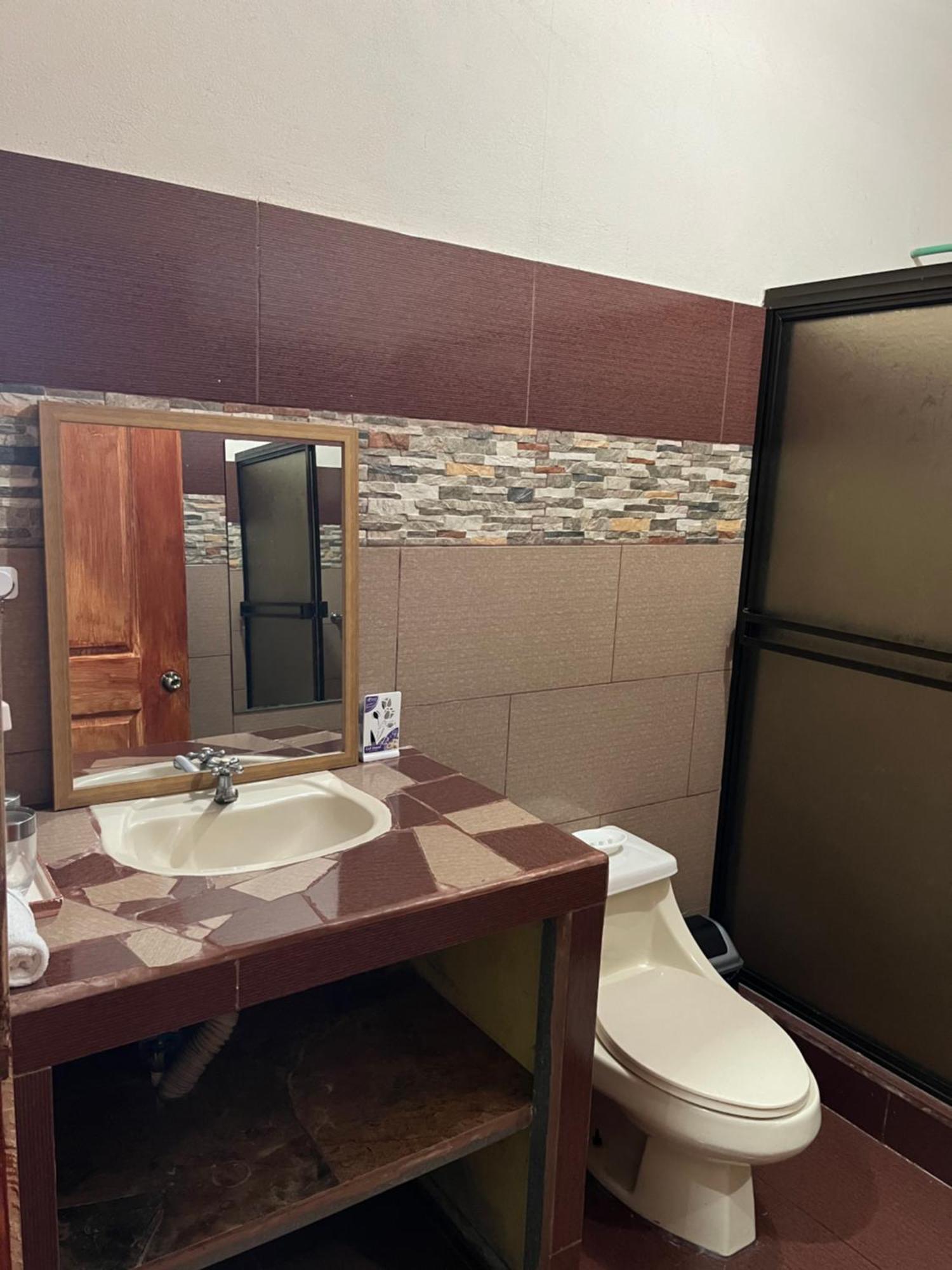 Casa Escondida Apartments 曼努埃尔安东尼奥 外观 照片