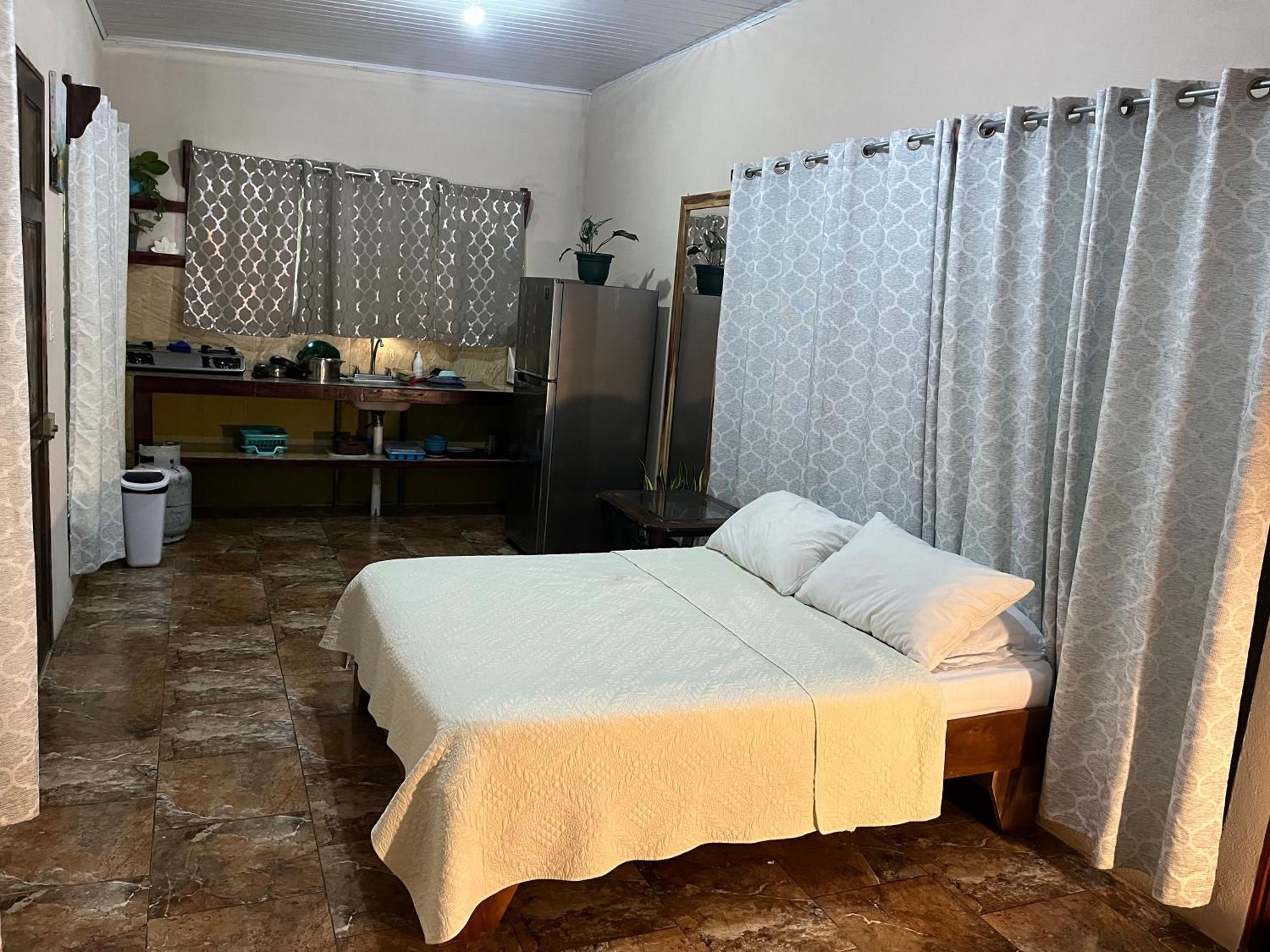 Casa Escondida Apartments 曼努埃尔安东尼奥 外观 照片